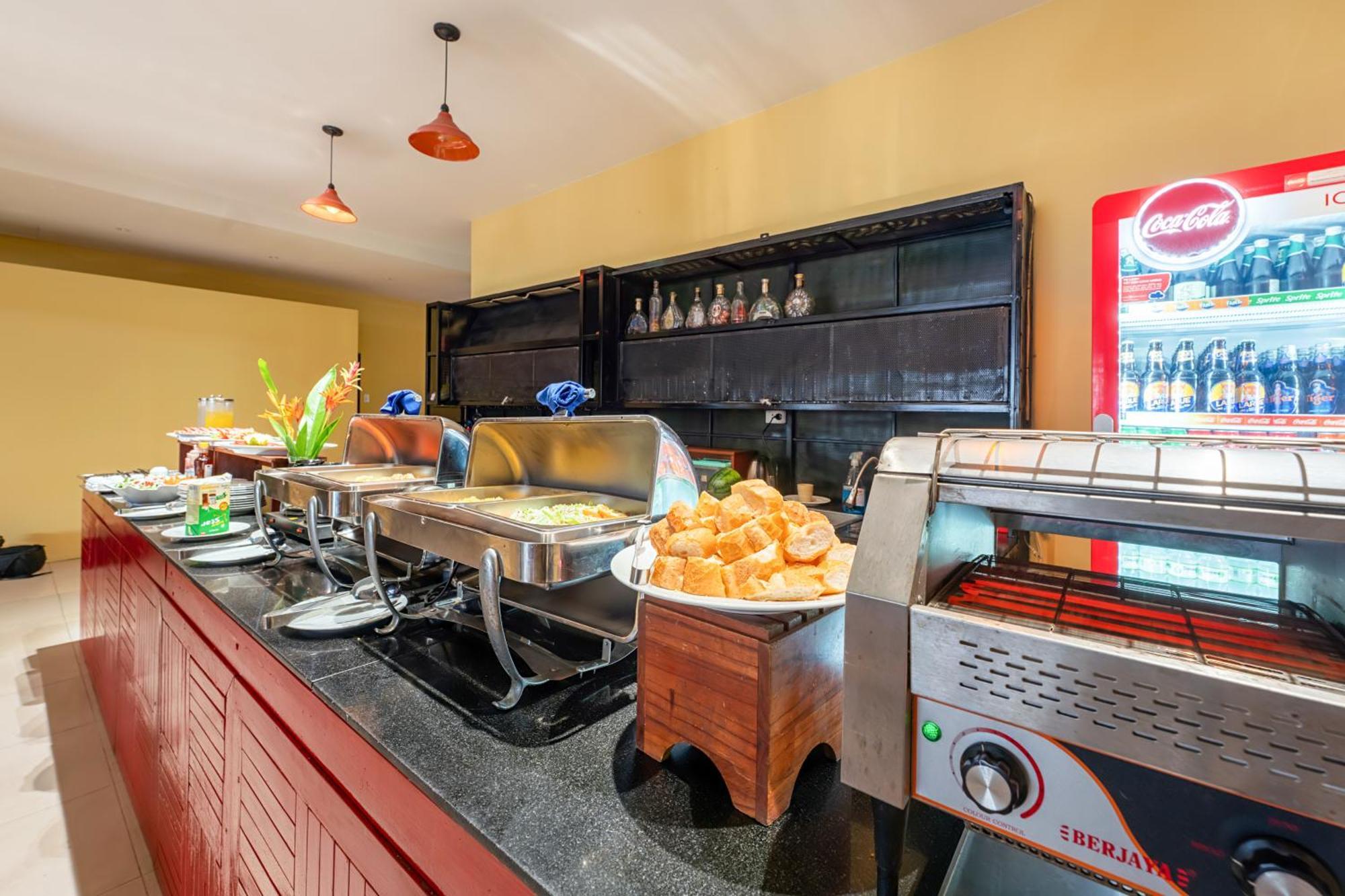 Harmony Old Town Hostel And Pool Bar ฮอยอัน ภายนอก รูปภาพ