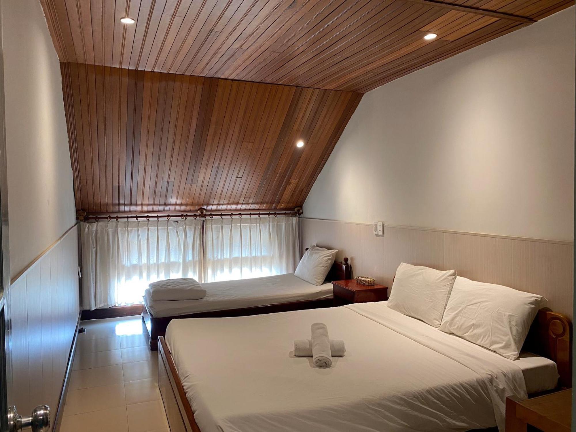 Harmony Old Town Hostel And Pool Bar ฮอยอัน ภายนอก รูปภาพ